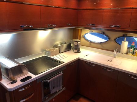 Princess Yachts V65 image