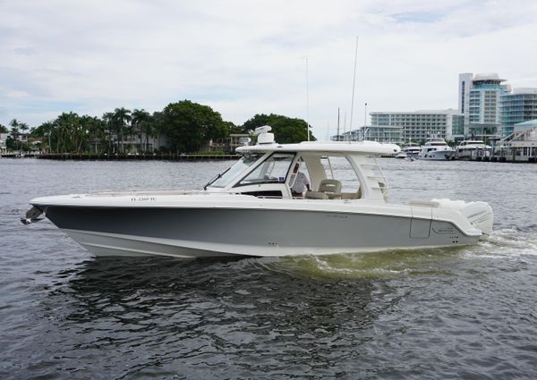 Boston Whaler 350 Realm image