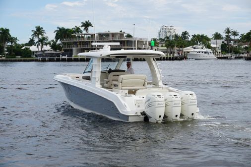 Boston Whaler 350 Realm image