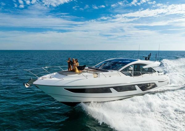 Sunseeker Predator 74 image