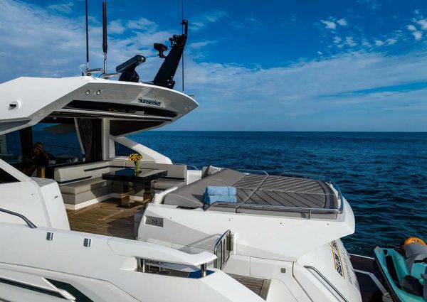 Sunseeker Predator 74 image