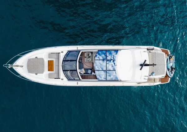 Sunseeker Predator 74 image