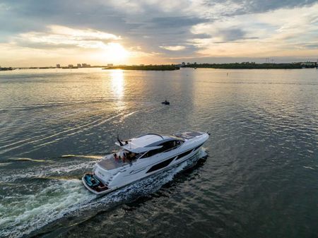 Sunseeker Predator 74 image