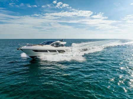 Sunseeker Predator 74 image