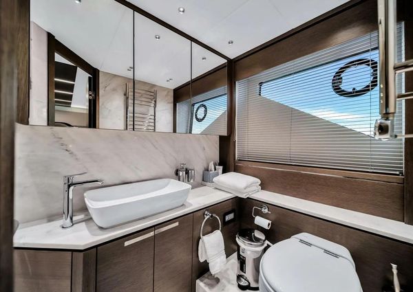 Sunseeker Predator 74 image