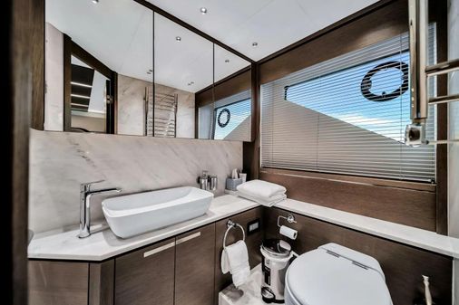 Sunseeker Predator 74 image