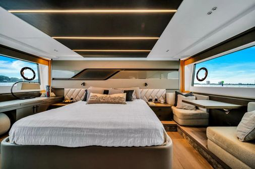 Sunseeker Predator 74 image