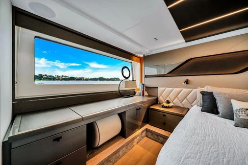 Sunseeker Predator 74 image