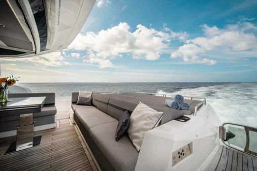 Sunseeker Predator 74 image