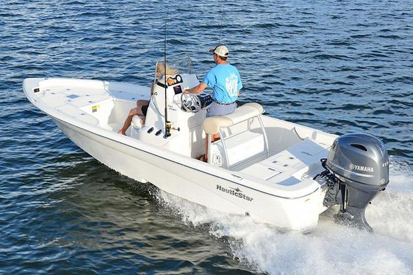 NauticStar 2140 Sport - main image