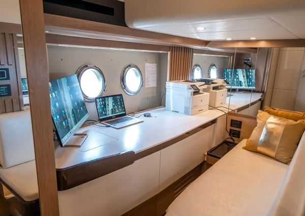 Absolute NAVETTA 52 image