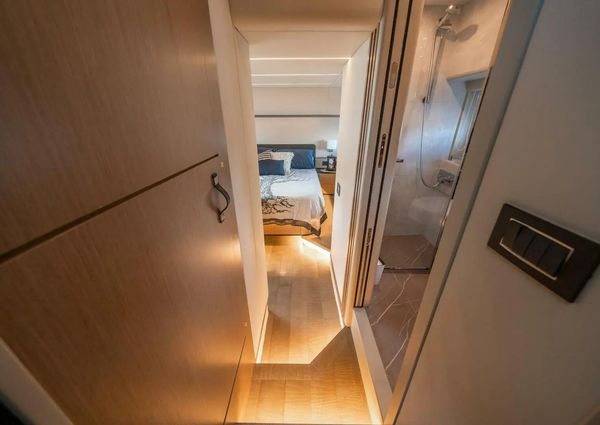 Absolute NAVETTA 52 image