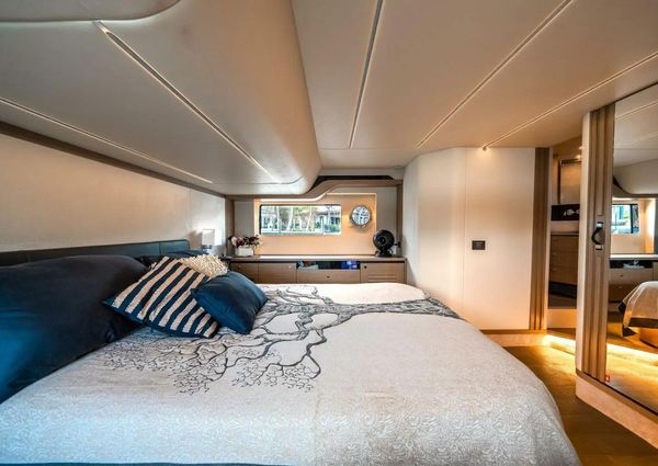 Absolute NAVETTA 52 image