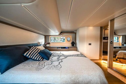 Absolute NAVETTA 52 image