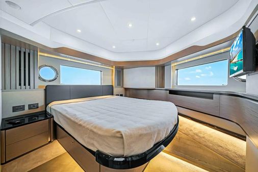 Absolute NAVETTA 52 image