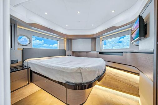 Absolute NAVETTA 52 image