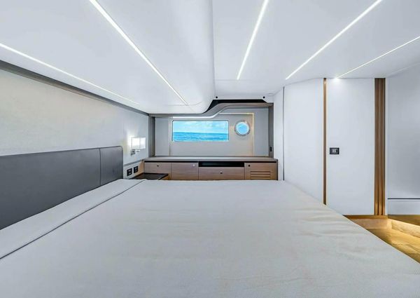 Absolute NAVETTA 52 image