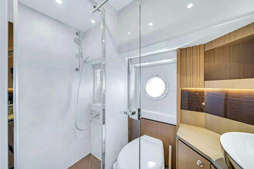 Absolute NAVETTA 52 image