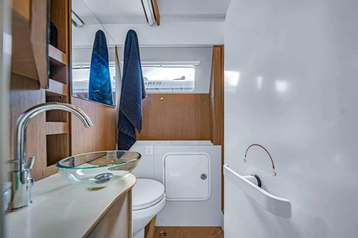 Absolute NAVETTA 52 image