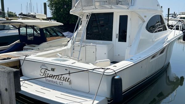Tiara Yachts 3900 Convertible 