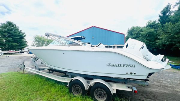 Sailfish 236 DC 