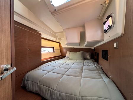 Beneteau Oceanis 46.1 image