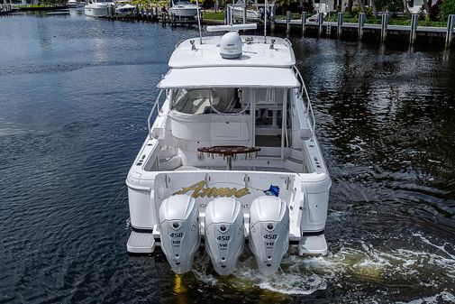 Intrepid 475 Sport Yacht image