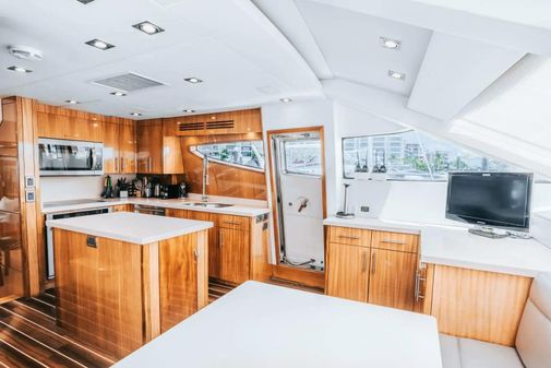 Hatteras 80 Motor Yacht image