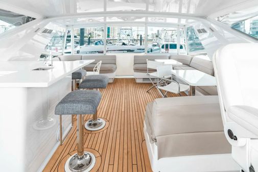 Hatteras 80 Motor Yacht image