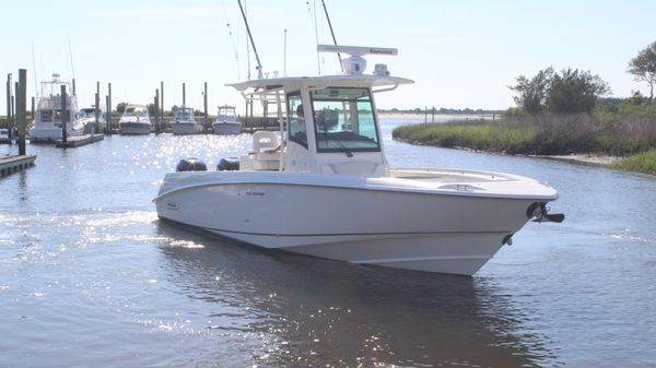 Boston Whaler 320 Outrage 