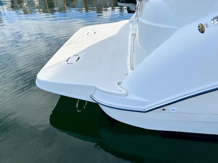 Bayliner 305 image