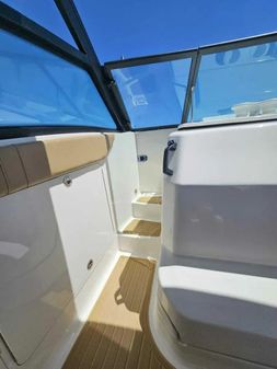 Sea Ray 320 Sundancer image