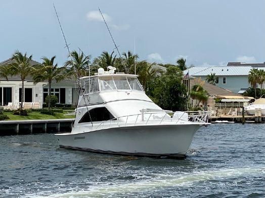 Ocean Yachts Super Sport - main image