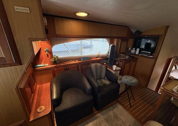 Luhrs 41 Convertible image