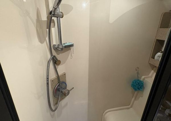 Luhrs 41 Convertible image