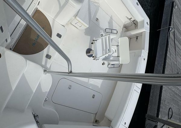 Luhrs 41 Convertible image