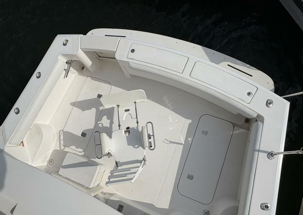 Luhrs 41 Convertible image