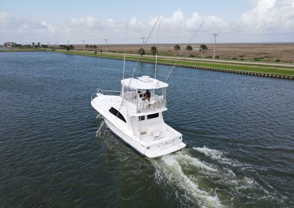 Luhrs 41 Convertible image