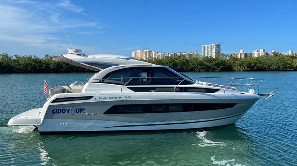 Jeanneau Leader 33