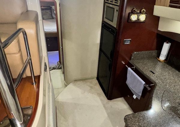 Sea Ray 44 Sedan Bridge image