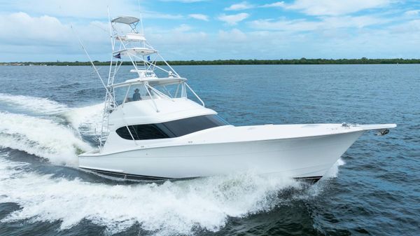 Hatteras GT60