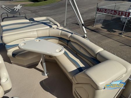 Bennington 2575-RFS-PONTOON image