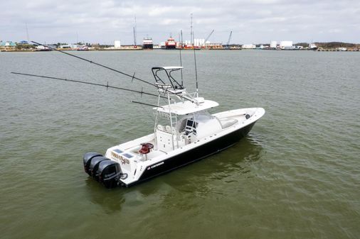 Contender 39 Fisharound image