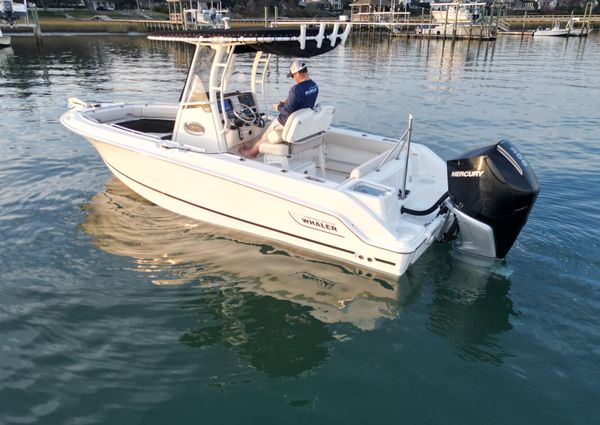 Boston-whaler 230-OUTRAGE image