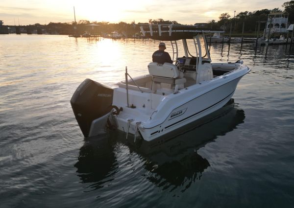 Boston-whaler 230-OUTRAGE image