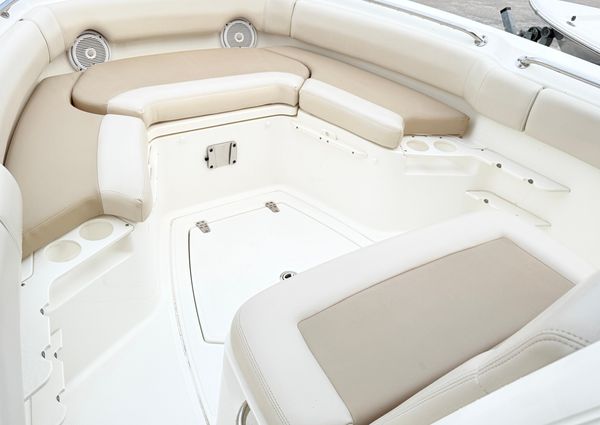 Boston-whaler 230-OUTRAGE image