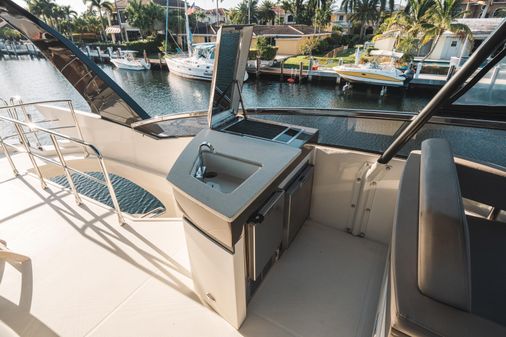 Marquis Yachts 630 Sport Yacht image