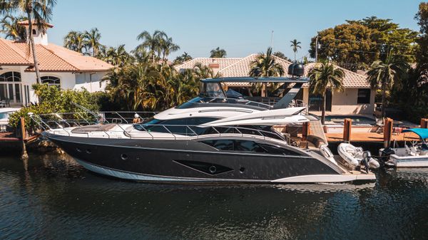 Marquis Yachts 630 Sport Yacht
