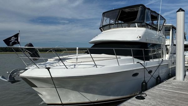 Carver 406 Aft Cabin Motor Yacht 