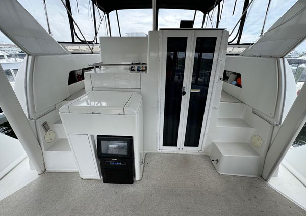 Carver 406-AFT-CABIN-MOTOR-YACHT image